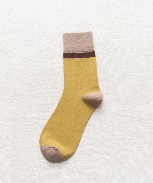 Calcetines con orilla café claro