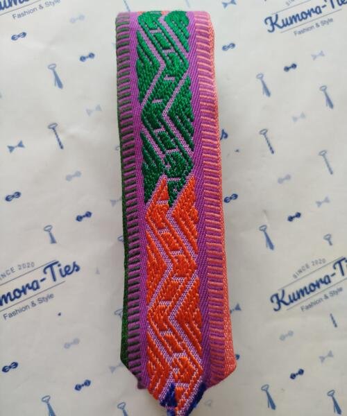 Corbata Sendero Maya