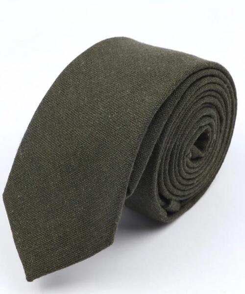 Corbata lisa verde musgo