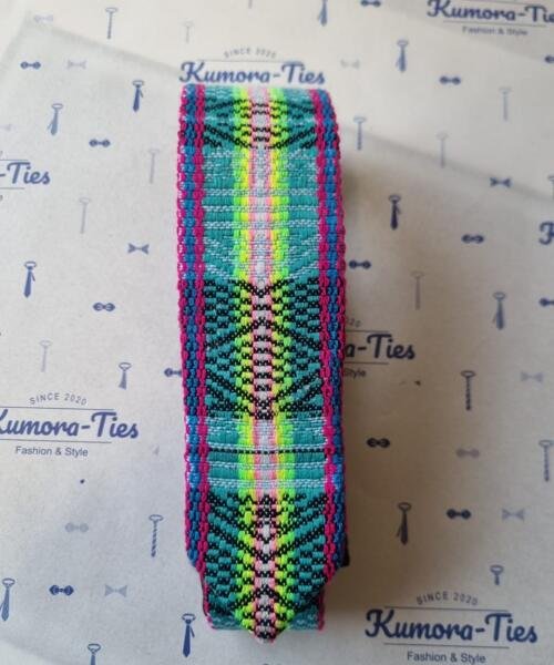 Corbata Neón Ancestral