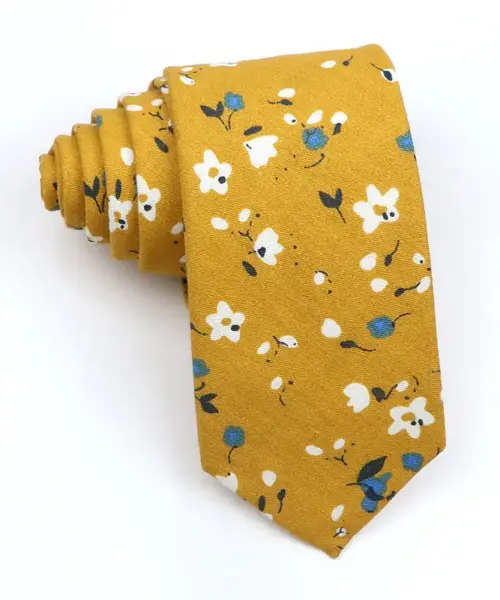Corbata con Diseño de Flores amarillas