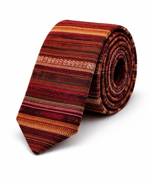 Corbata típica río dulce