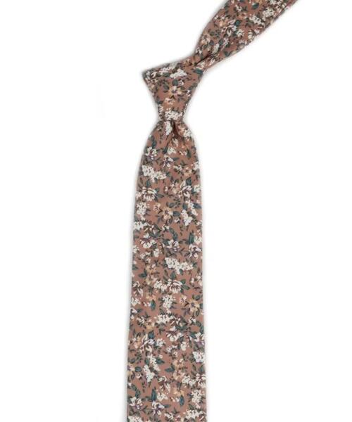 Corbata floral palo rosa