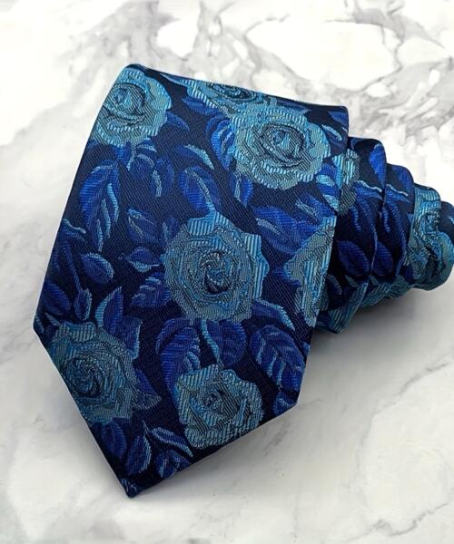 Blue royal bloom