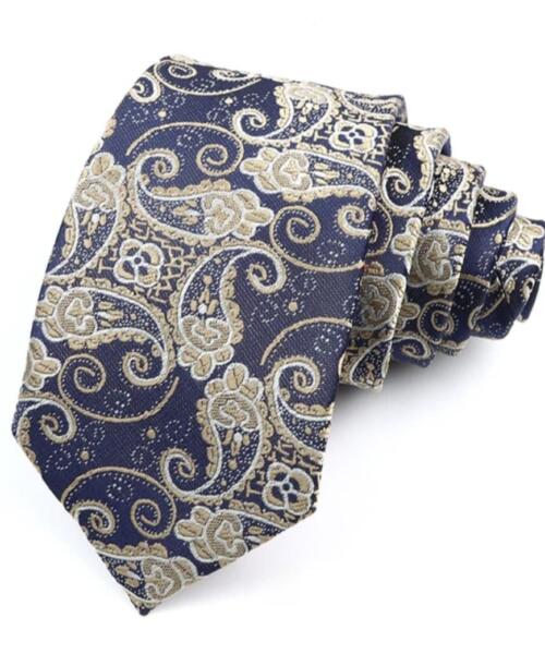 corbata amebas con detalles
