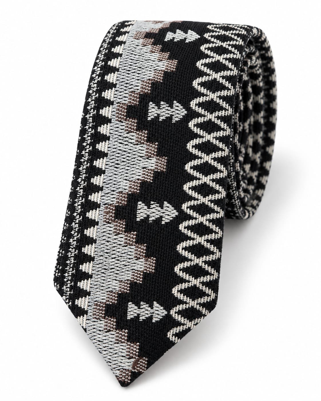 corbata típica negra